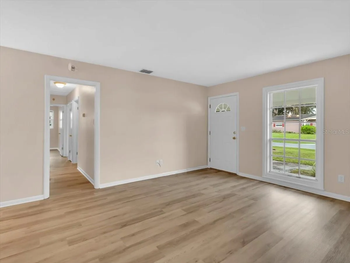 Living Room- Nice Big Windows allow natural light!