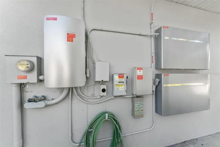 Paid-in-full solar panel system with battery backup