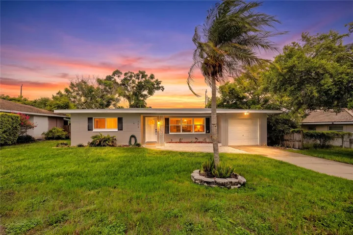 Welcome to 703 24th St SW in Largo!