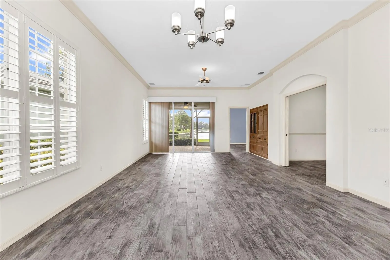 Dining room/ Living room combo