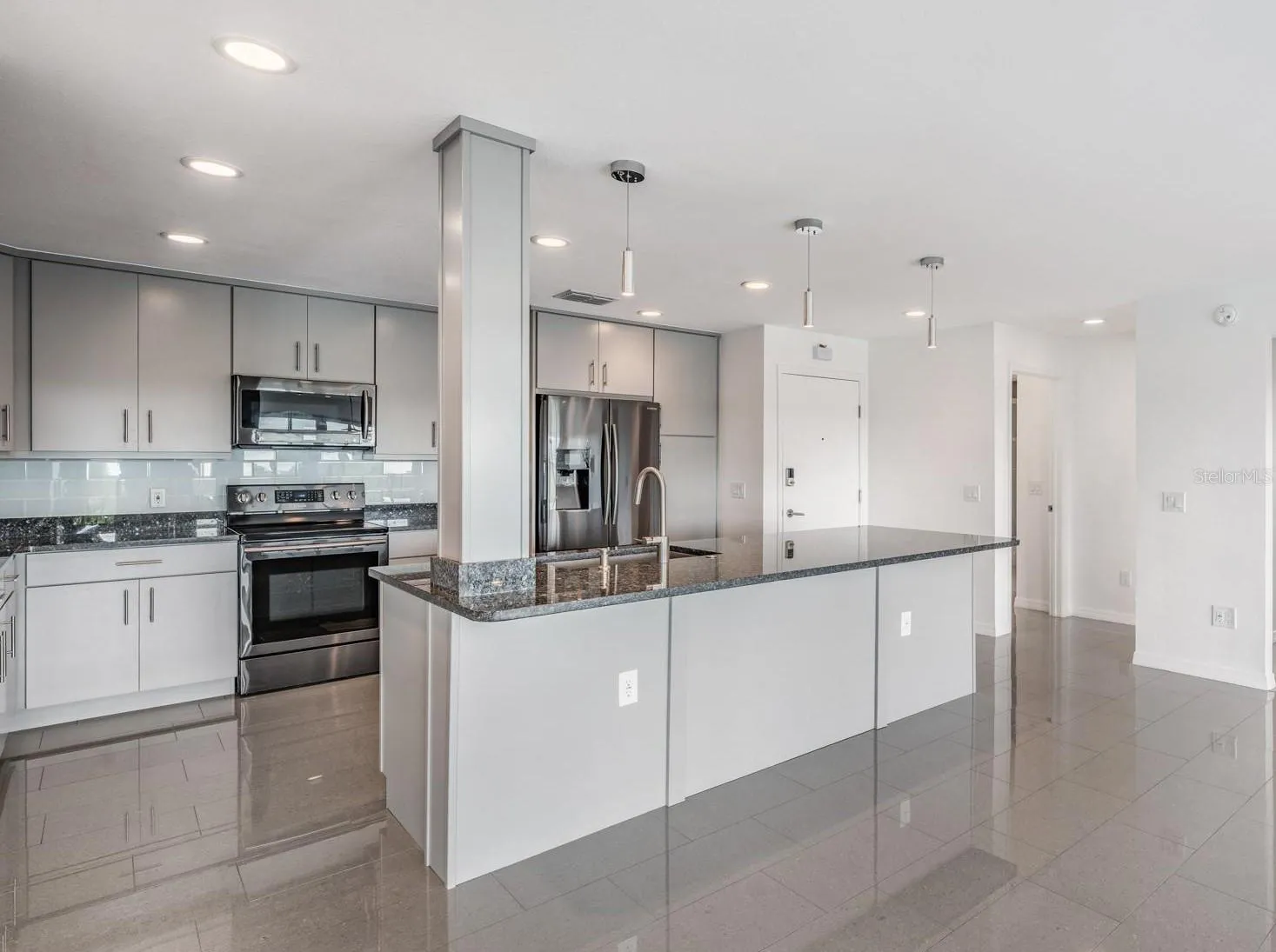 Spacious Kitchen