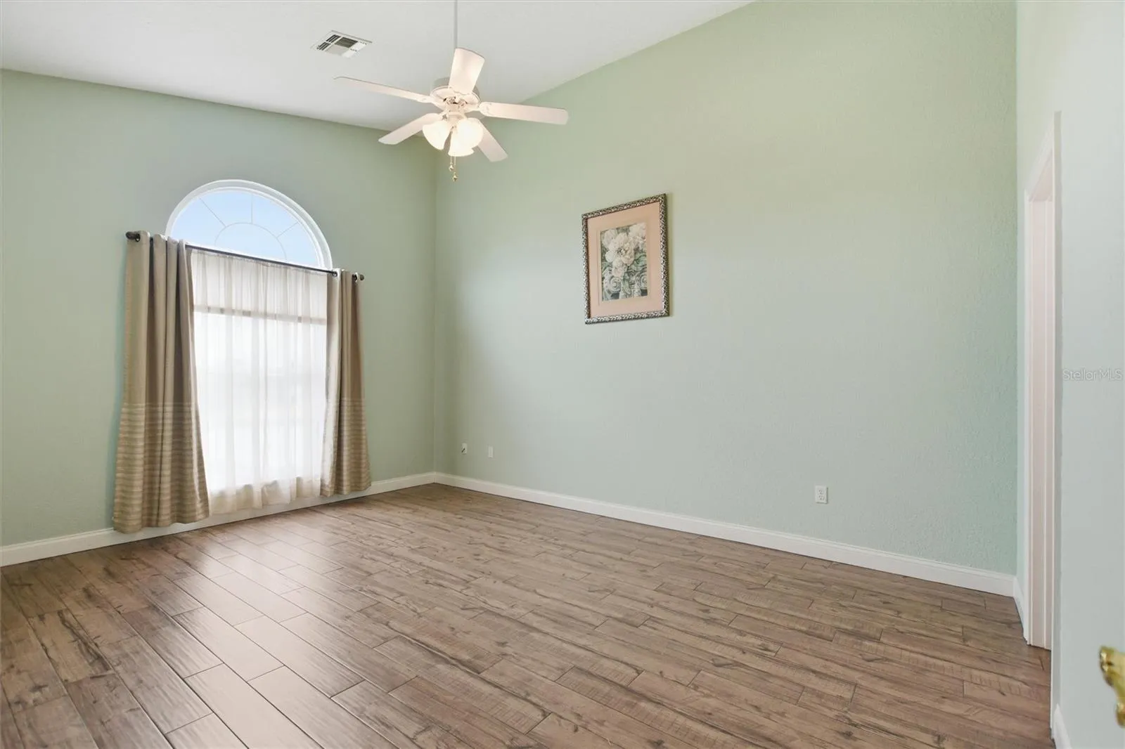 primary bedroom