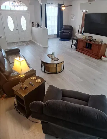 Living room - Dining room &amp; Foyer