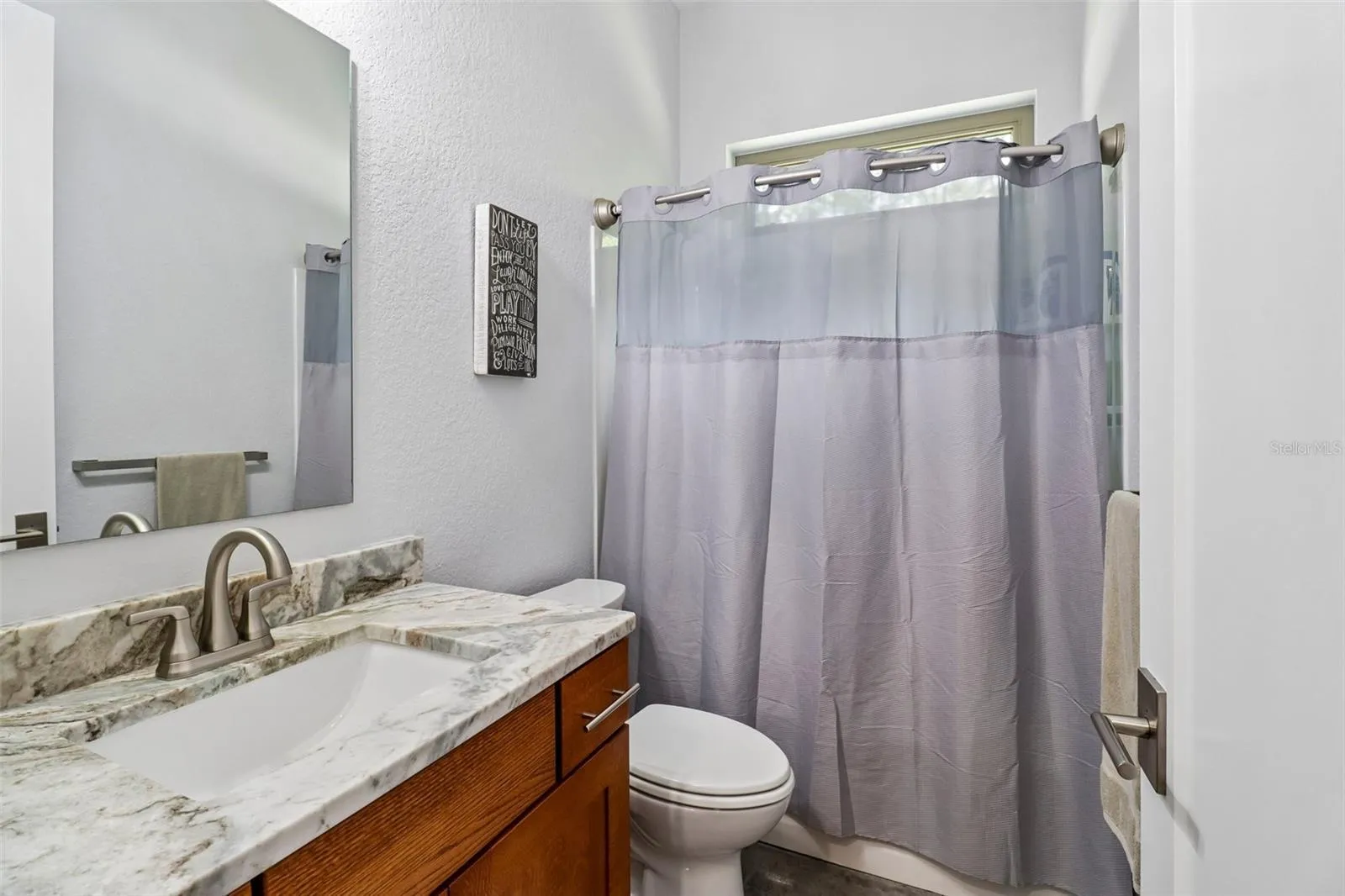 2nd bathroom