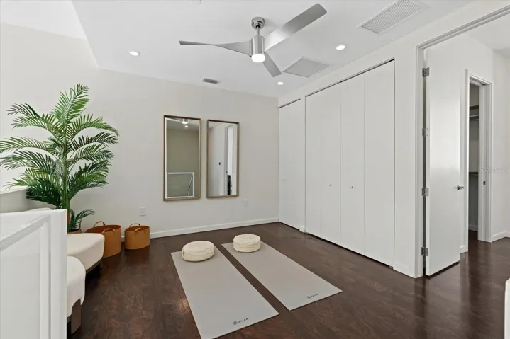 Second level loft area