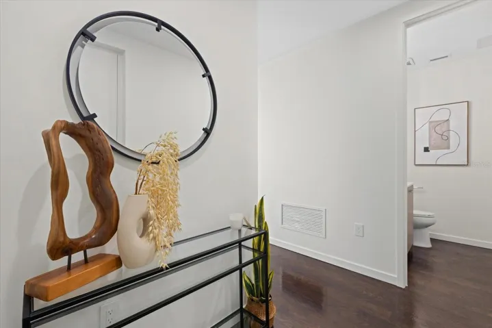 Private foyer