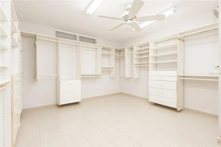 Primary Waking Closet