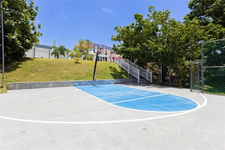 Basketball half court