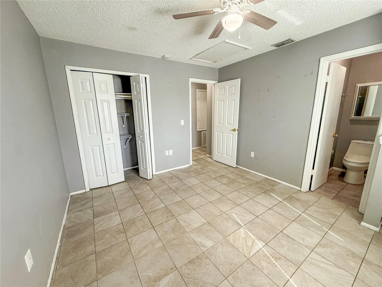 Primary Suite - Bedroom