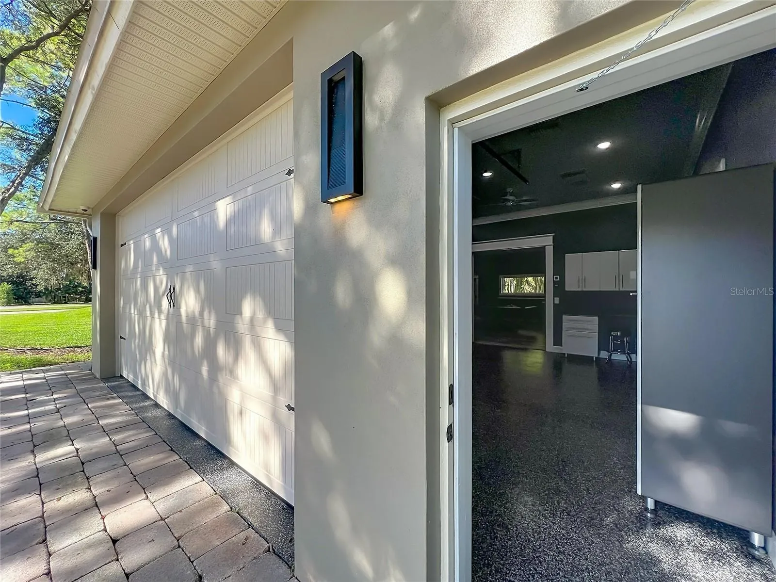 Private Garage entrance