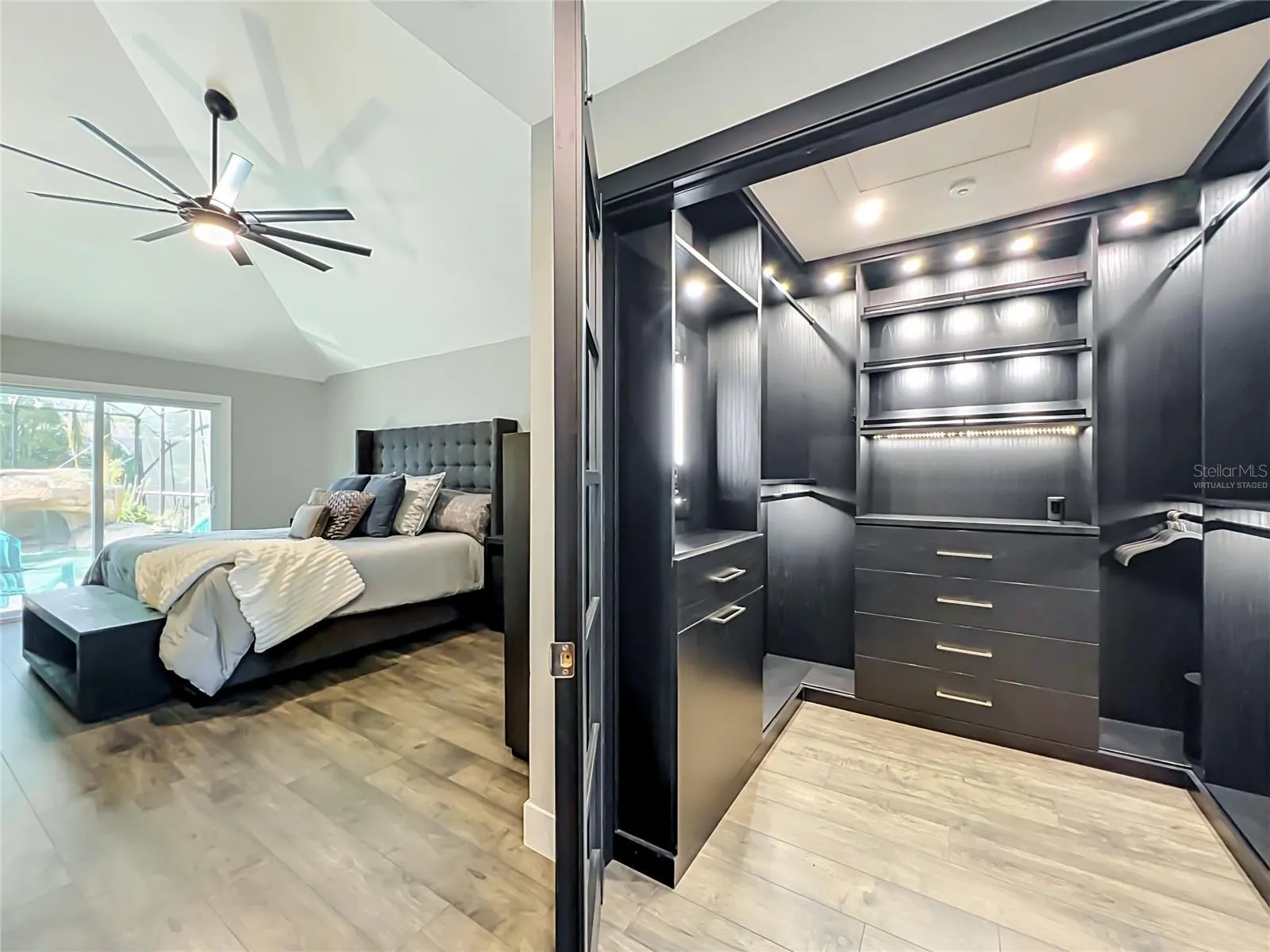 Custom Walk-In Closet