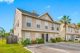 132 Douglas Rd # A
