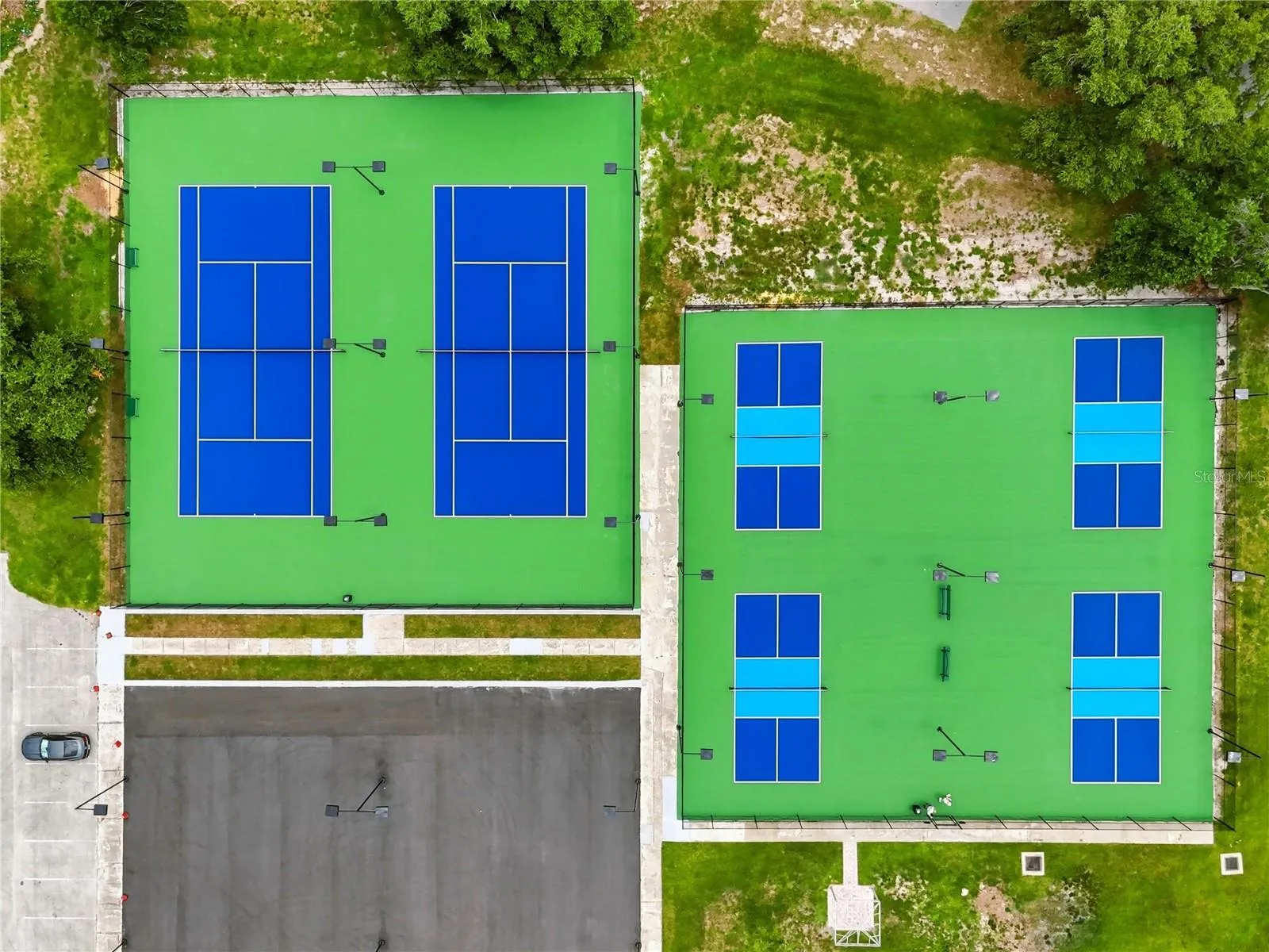 Community Tennis & Pickleball Courts