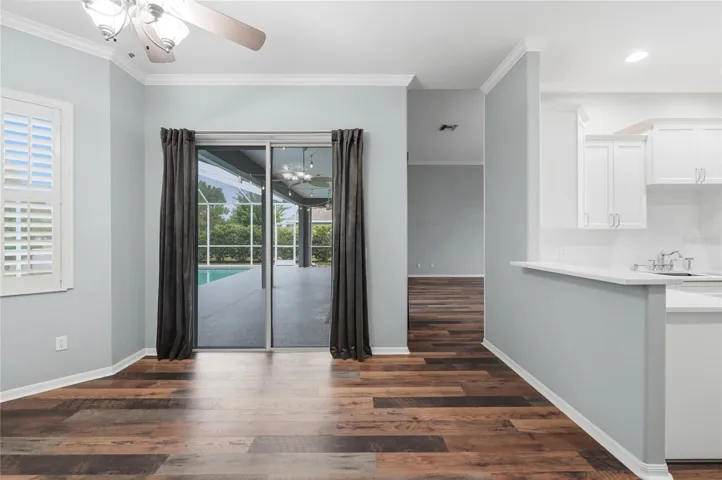 Dinette with Pool Access