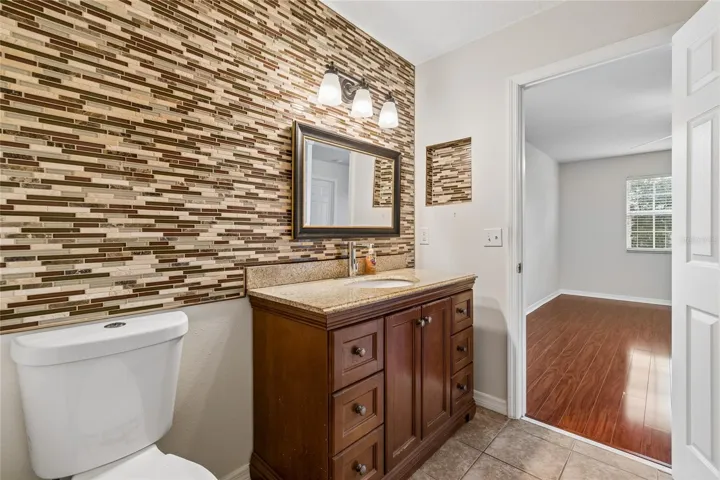 Jack and Jill Bath3rd Bathromm