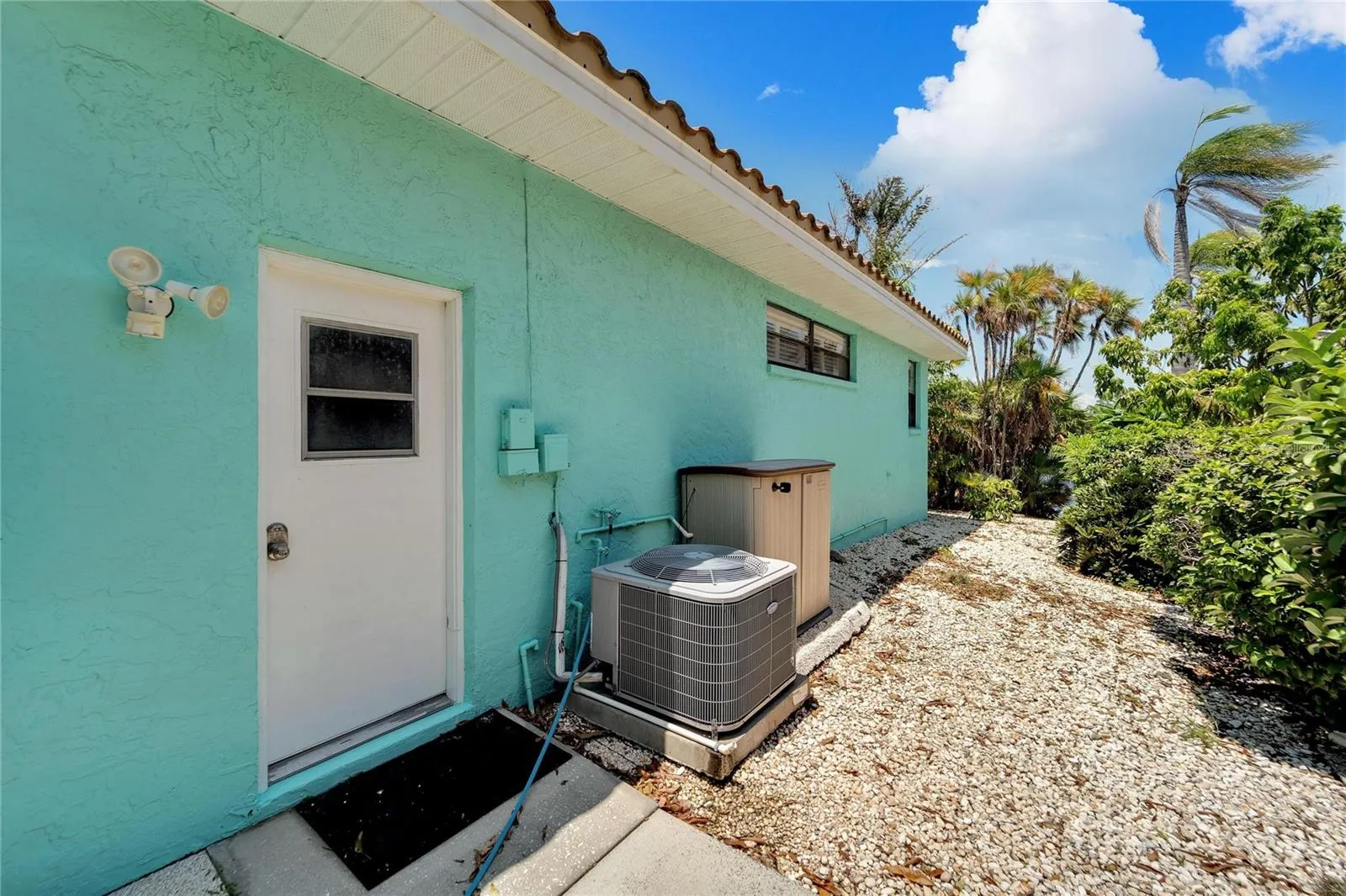 Right Side Yard