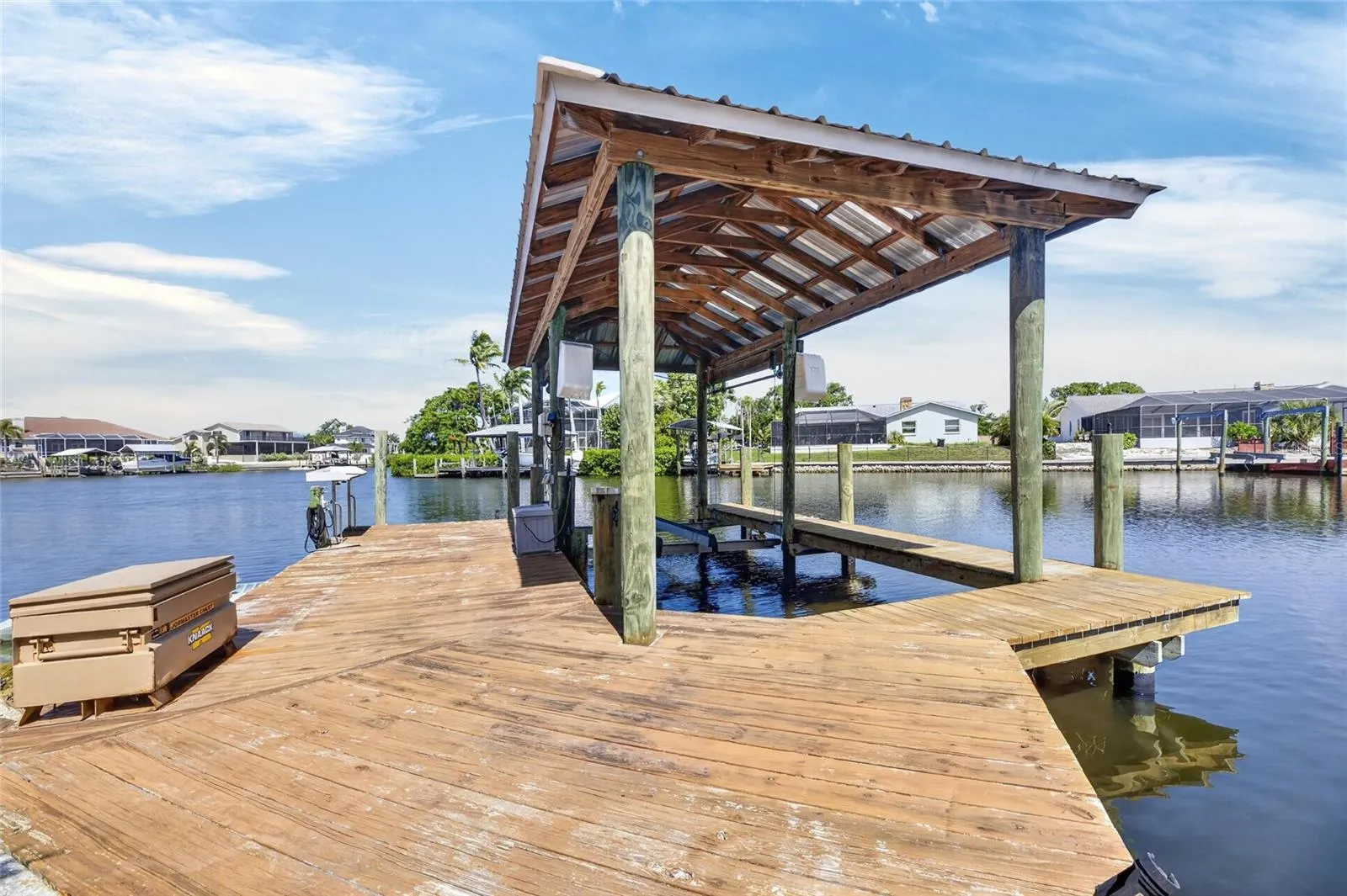 Covered Dock with Lift, Electric &amp; Water