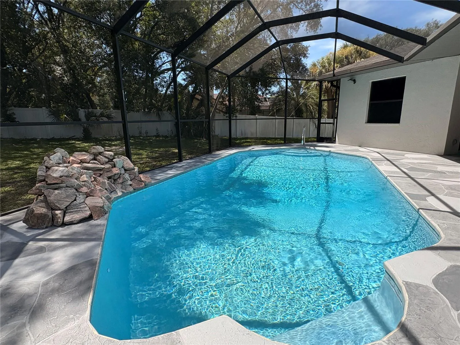 pool