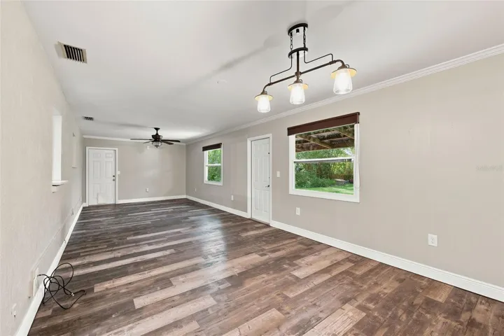 Flex/Space Room