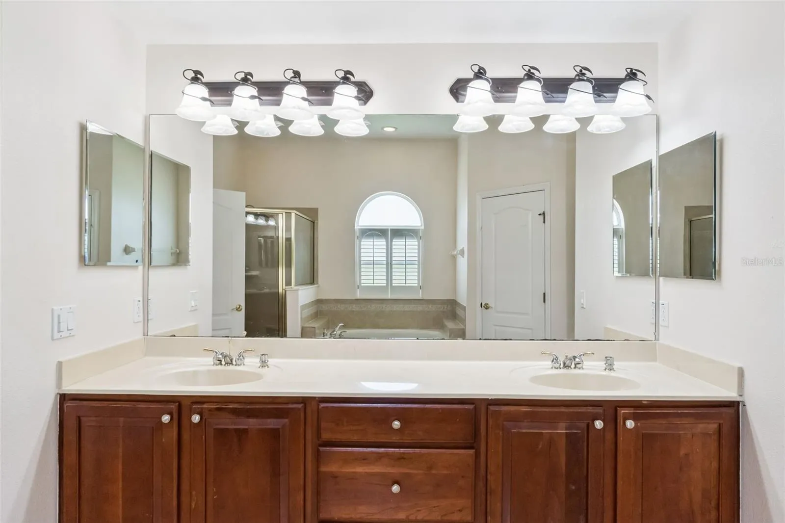 Primary bathroom with dual sink vanity