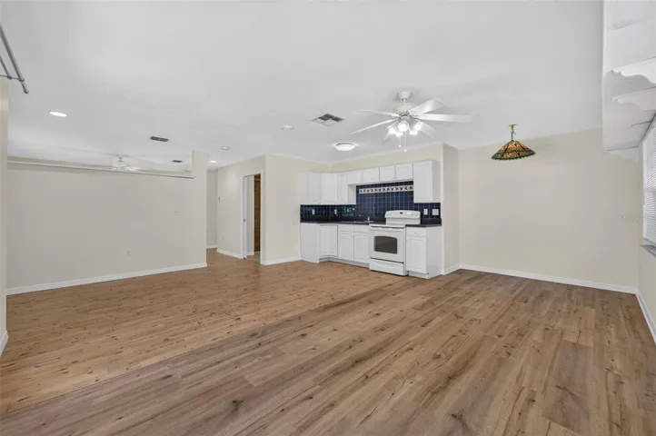 900 sf in-law suite - great flex space
