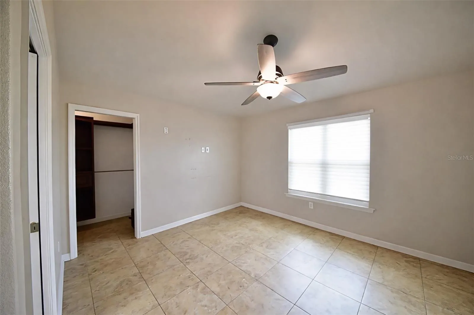 Primary without furniture