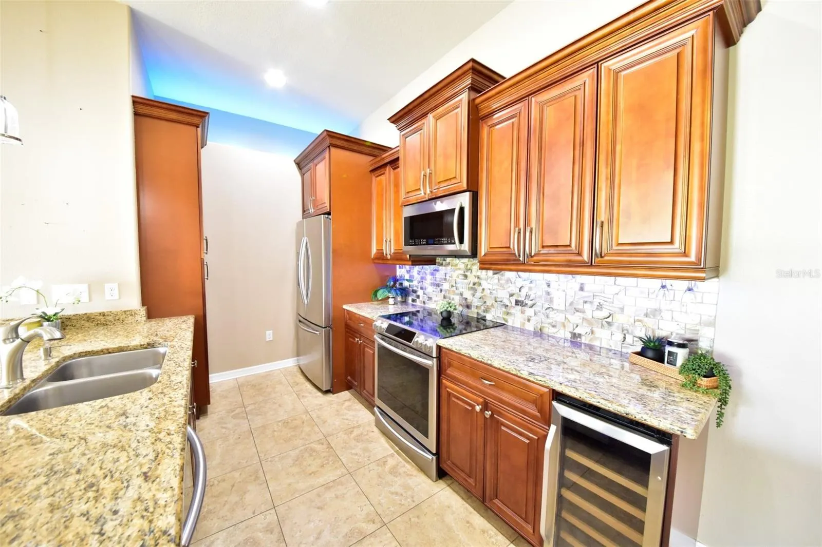 Without Decor