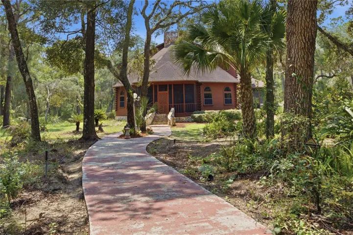 Custom Estate