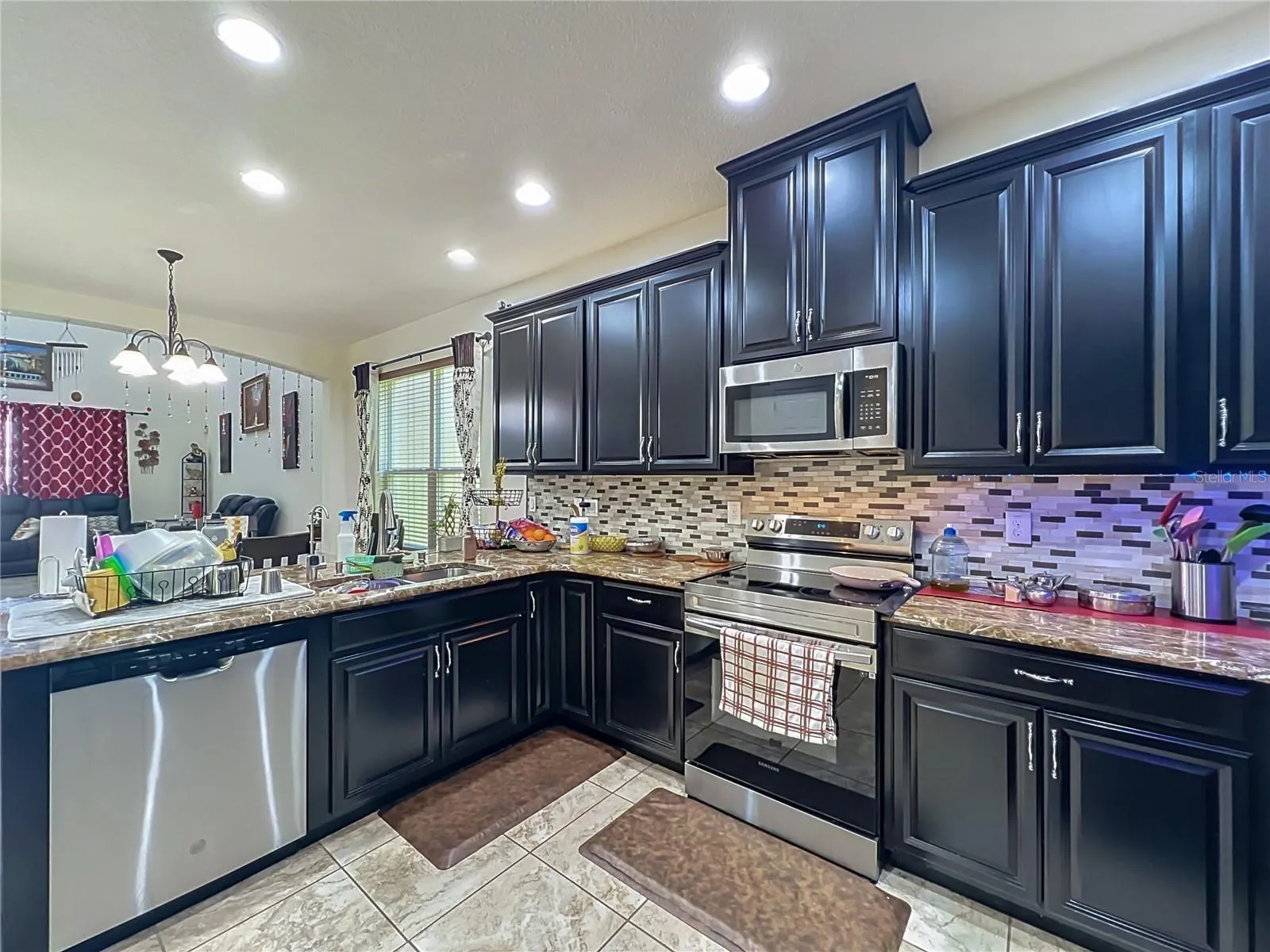 kitchen view2