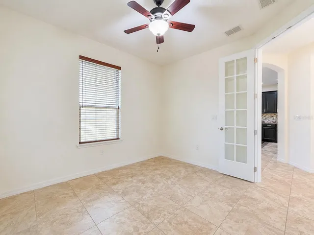 Flex room or office room