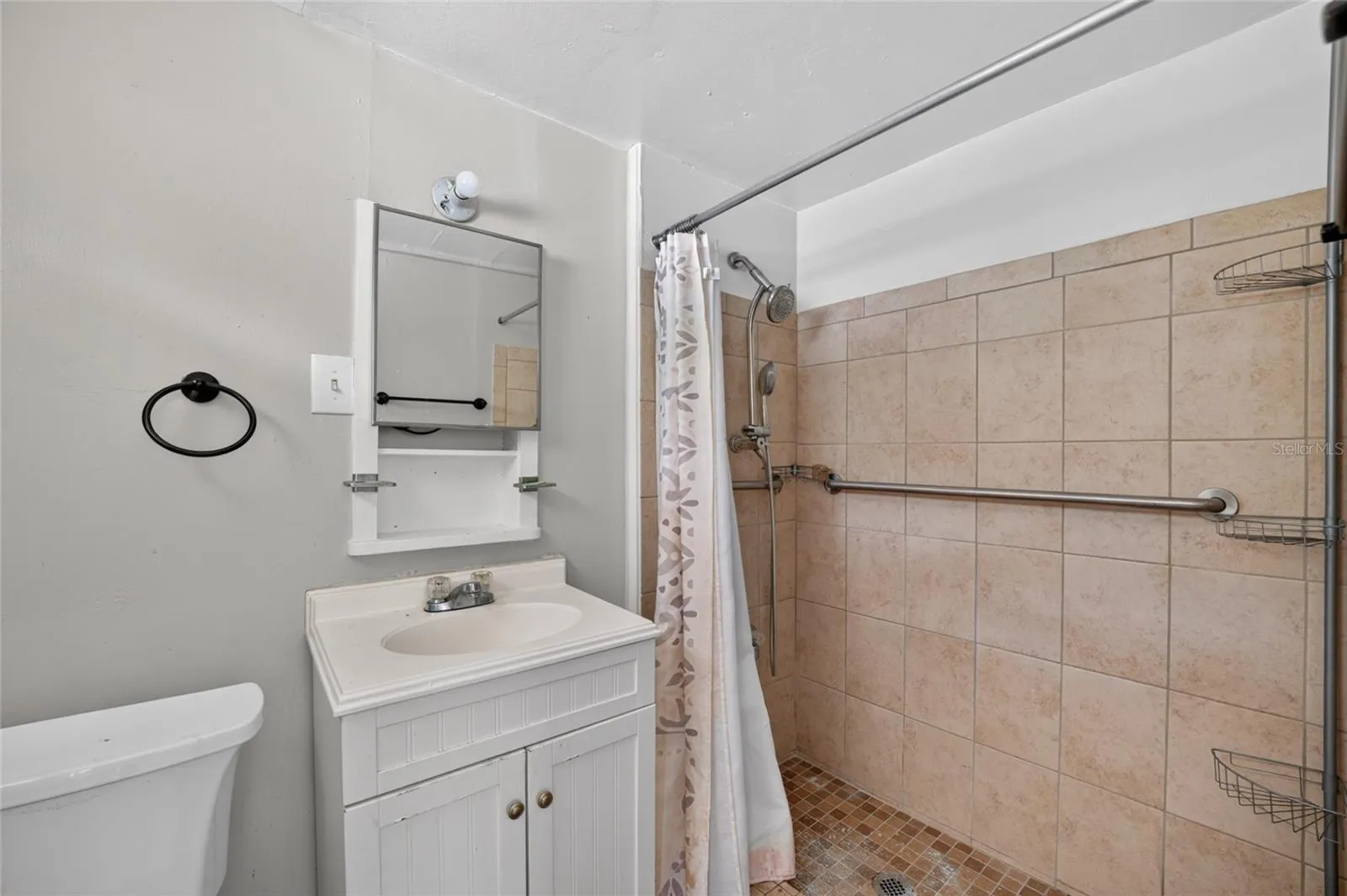 Bedroom 3 Bathroom