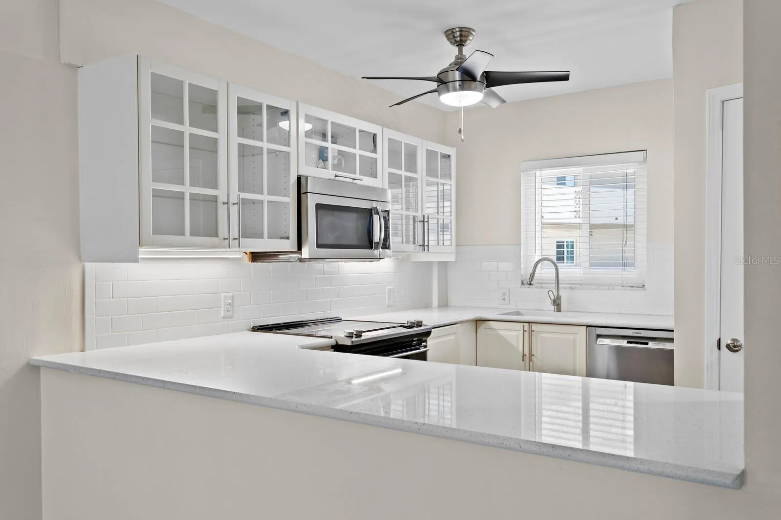 Kitchen with Counter Seating Space