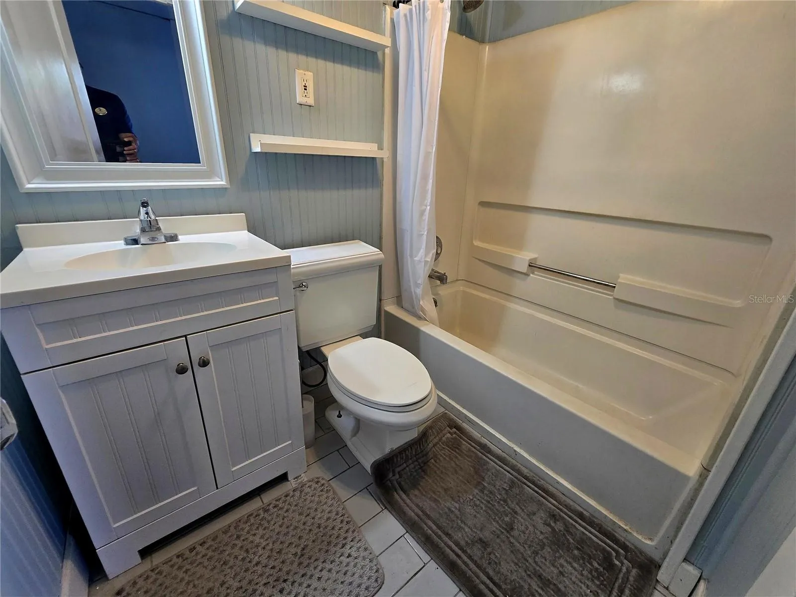 Apartment #A Bathroom
