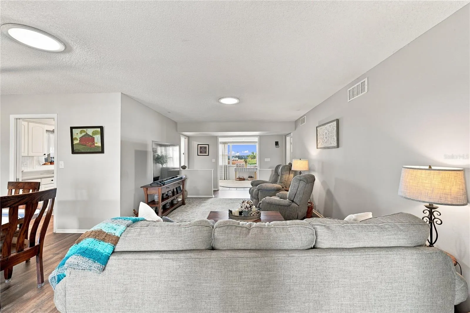 Living/Dining Combo, Large Entry Picture Window, Freshly Painted Interior