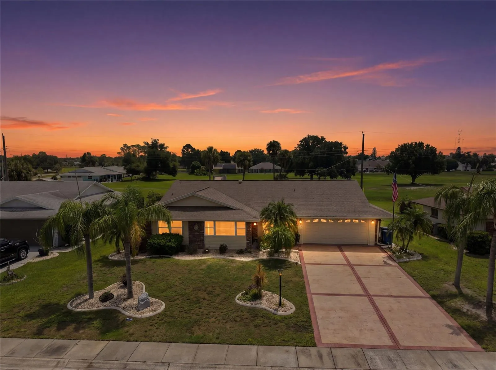 Twilight Front, Exceptional Curb Appeal