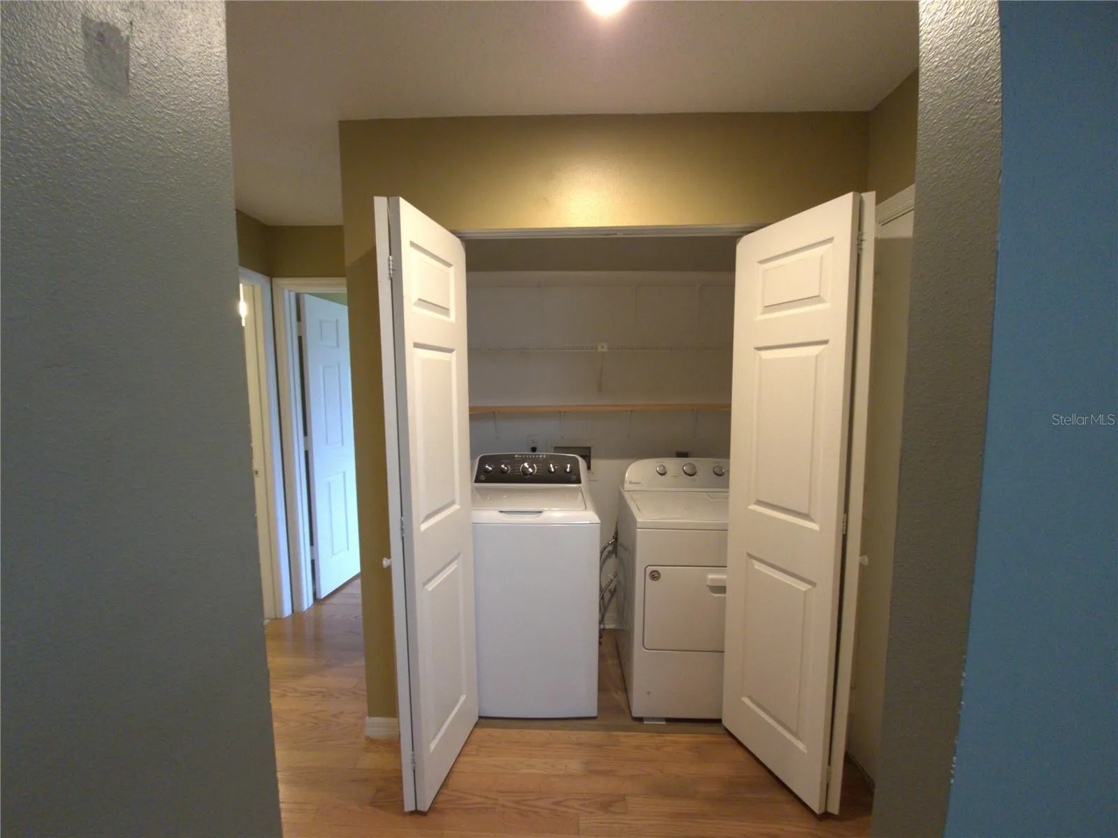 Hall Laundry