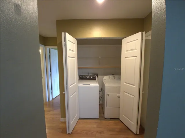 Hall Laundry