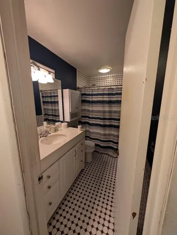 1170