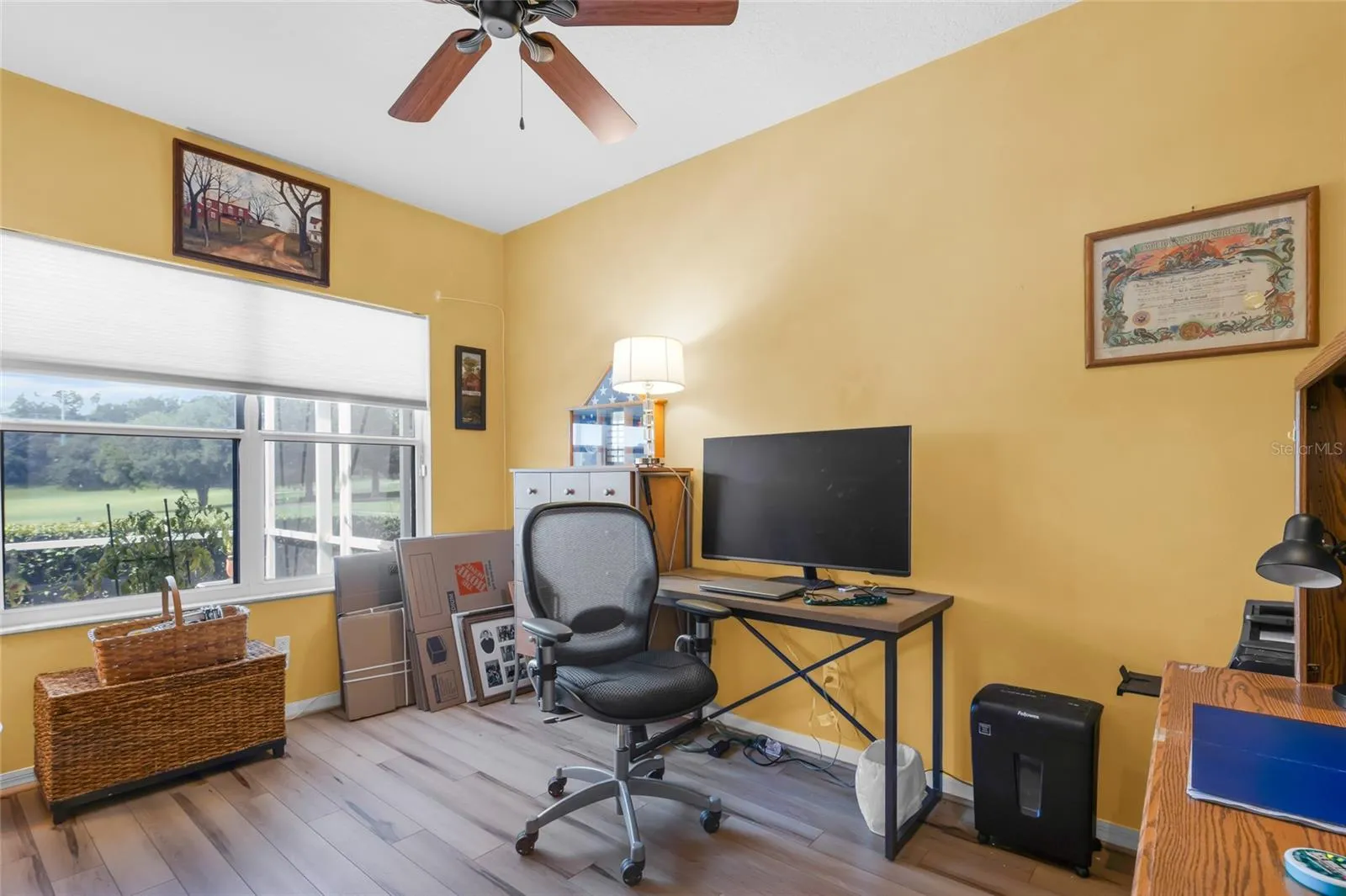 Office/Den/3rd Bedrrom