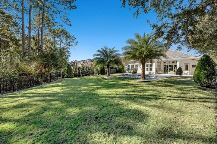 Spacious &amp; Fully Fenced Back Yard with Full