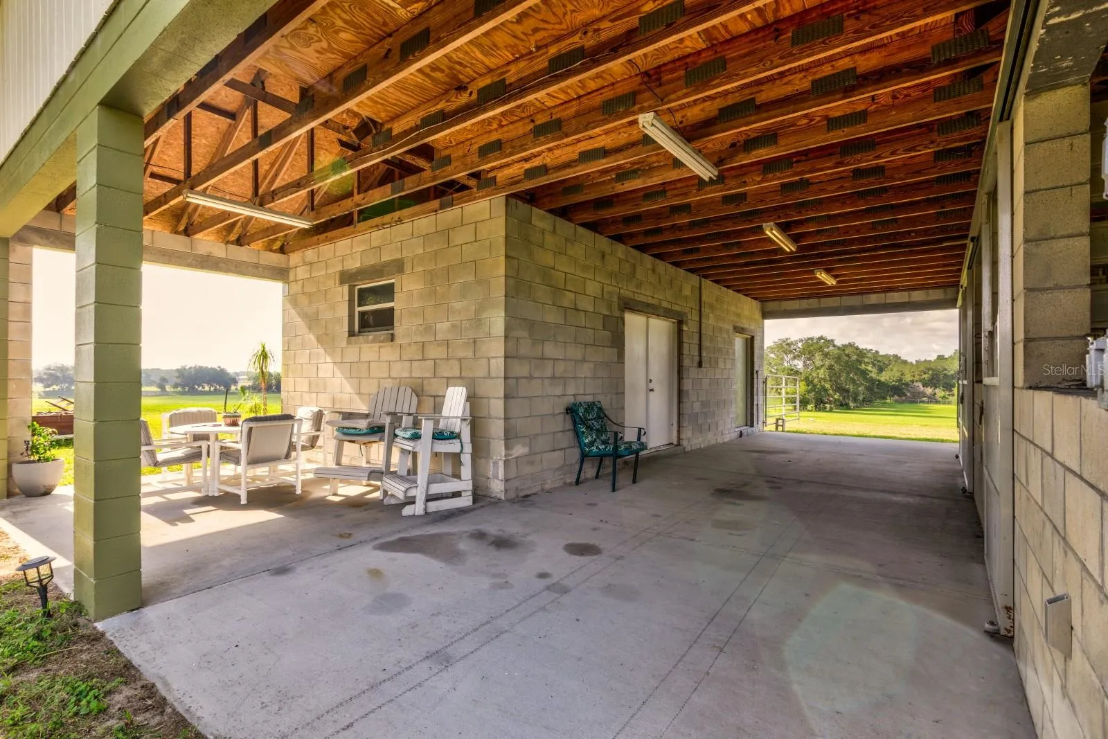 Block Barn with sitting area
