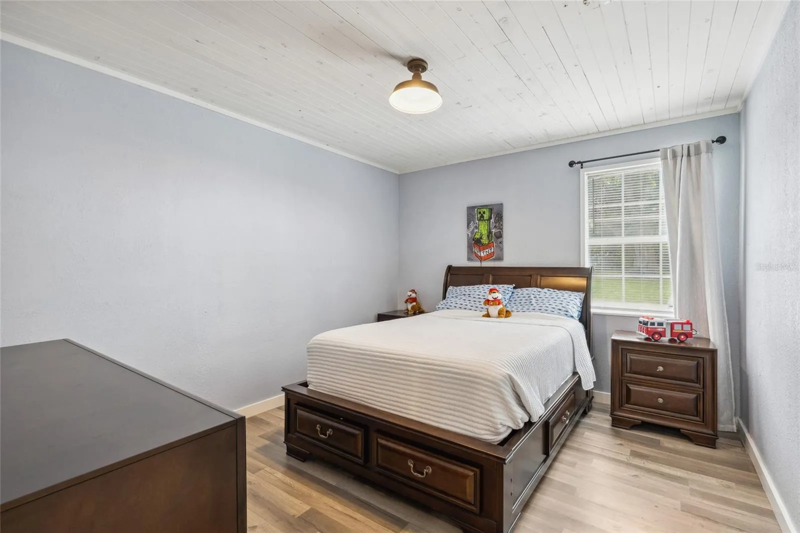 Guest Bedroom #1