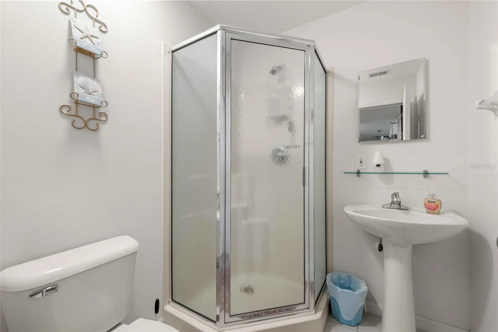 Bathroom 3 in Garage