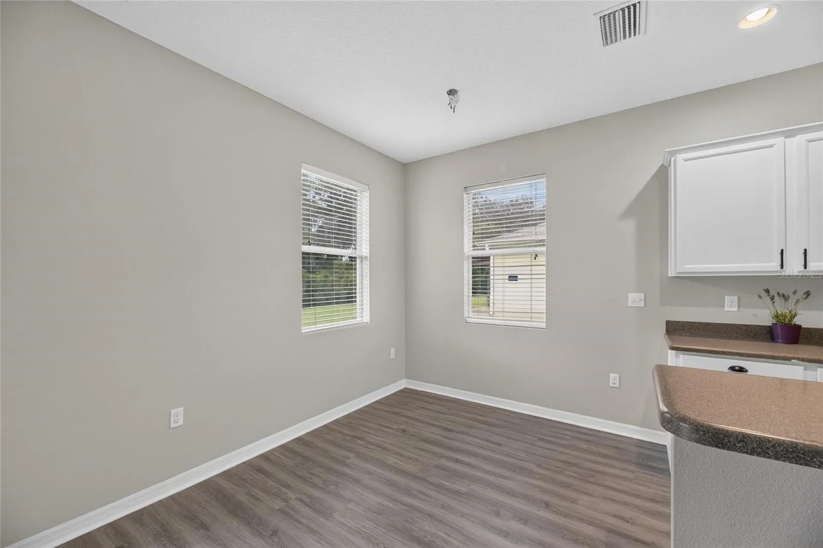 2637 Walden Woods Dr, Plant City, Florida 33566 — photo 8