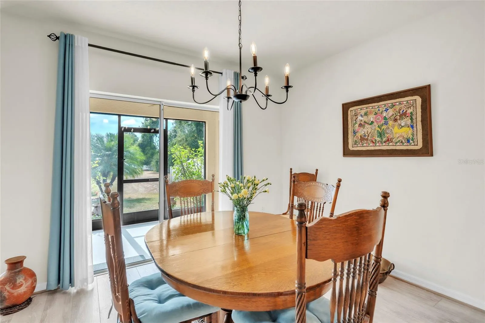 Dining- Sun-filled space perfect for every meal