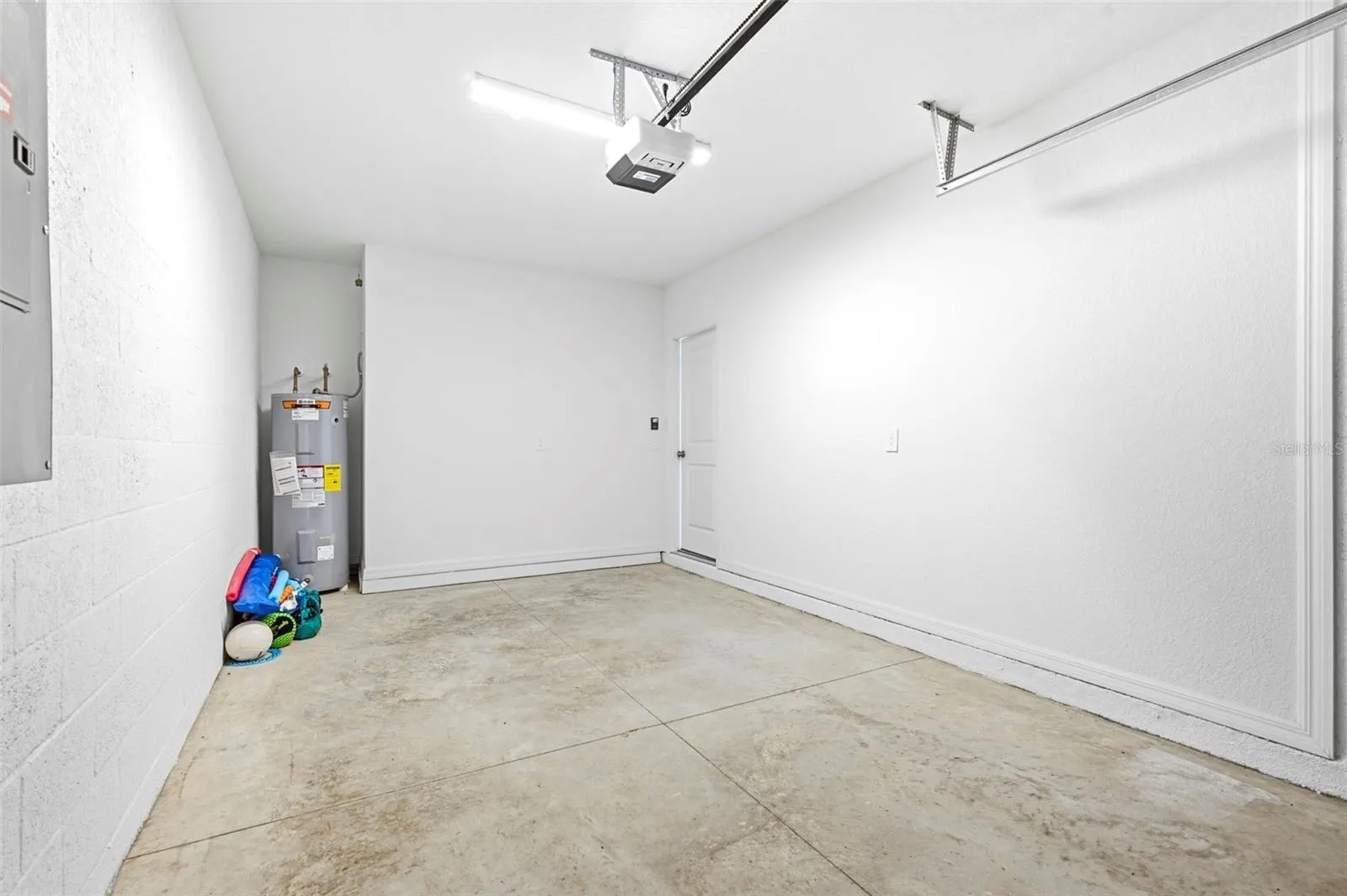 spacious one car garage