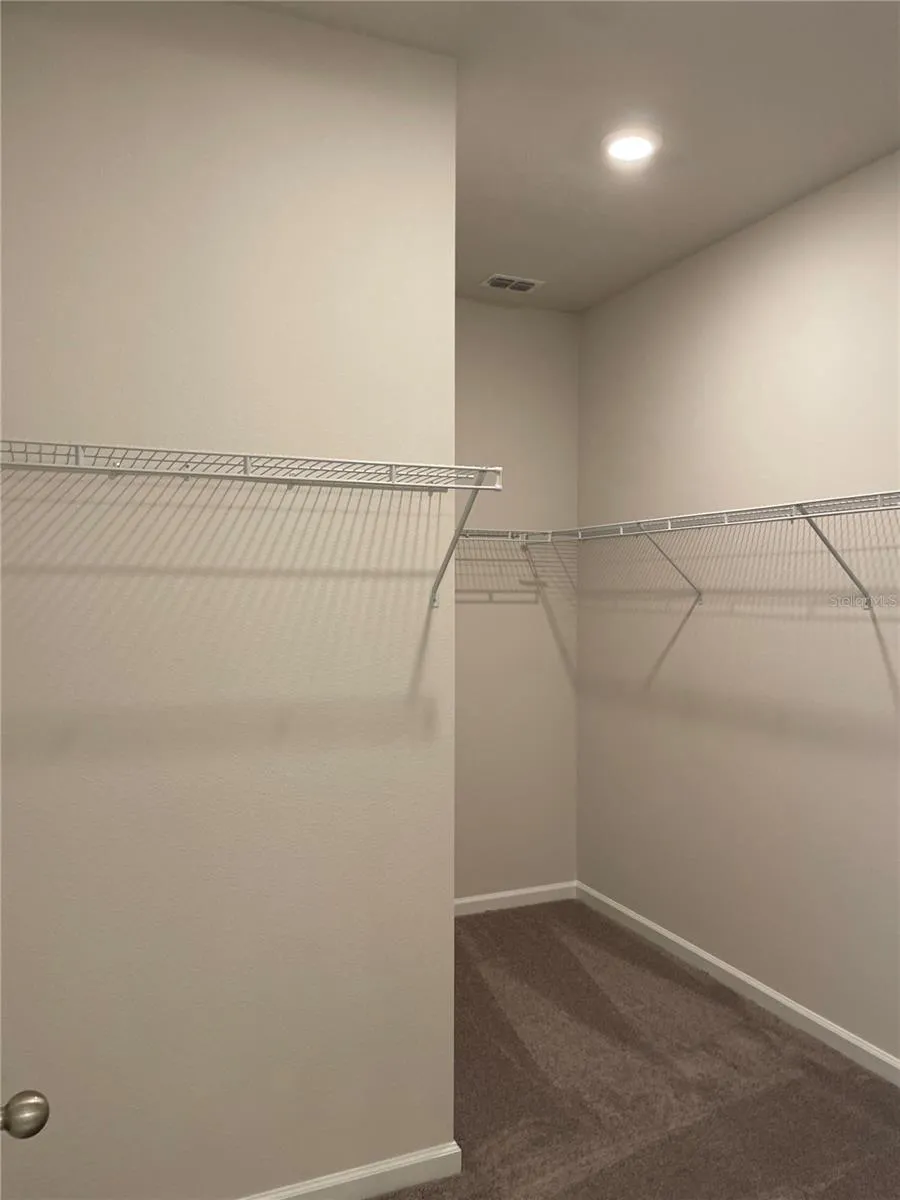 Walk in closet