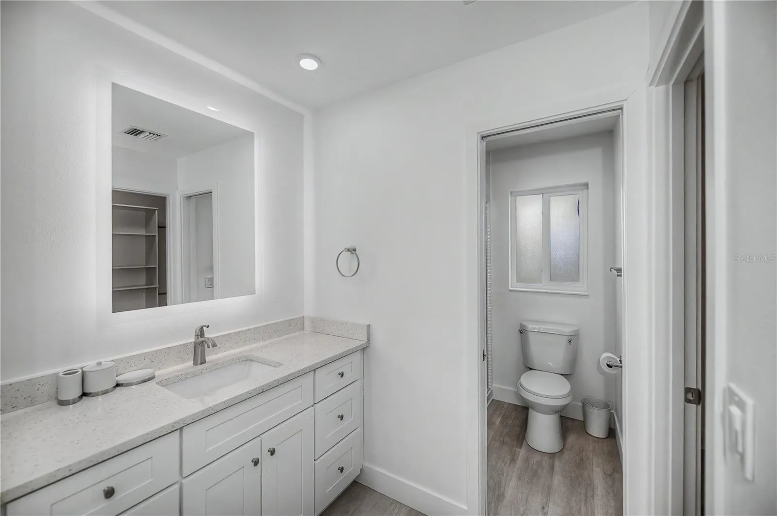 En-suite bathroom