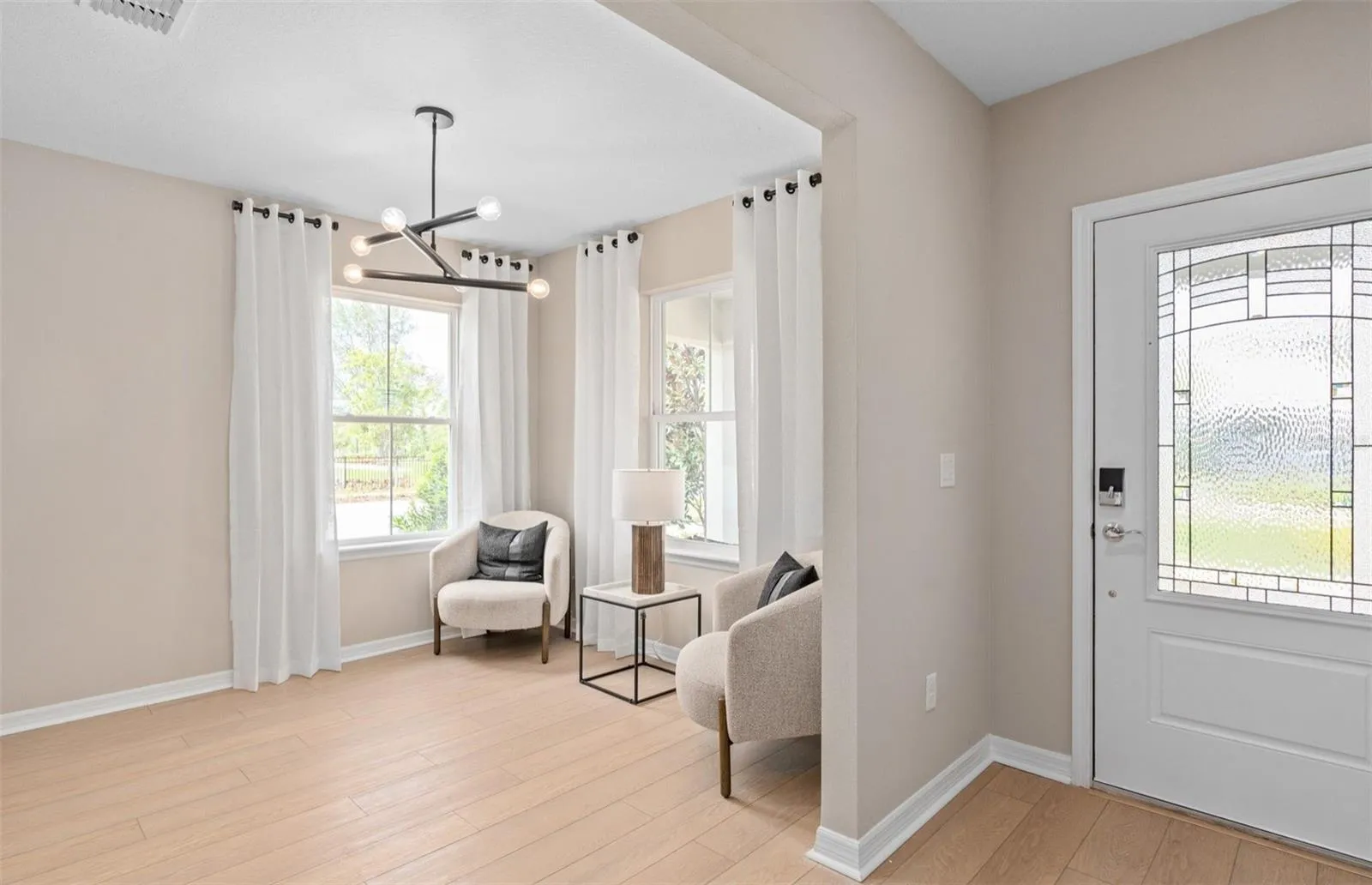 Model Home Design Only. Pictures and furnishings are for illustrative purposes only. Elevations, colors and options may vary. Furniture is for model home staging only.