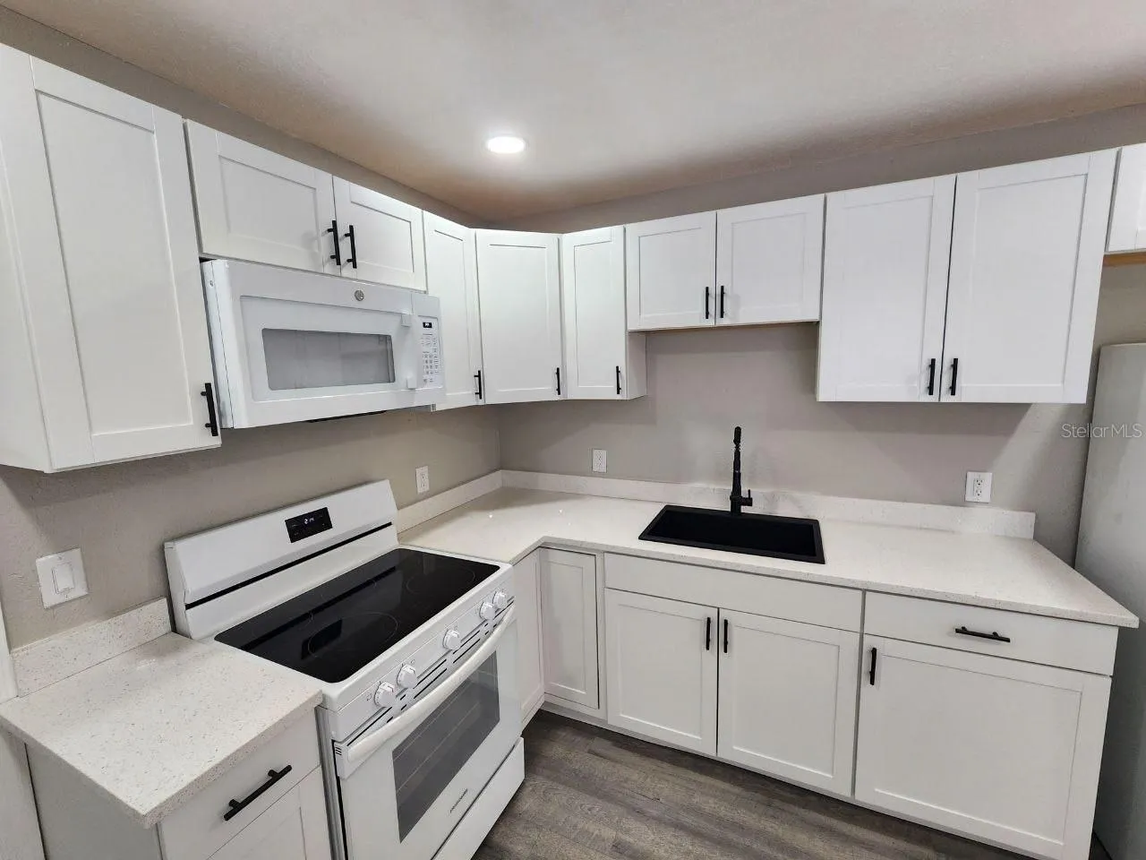Kitchen - Unit 1205